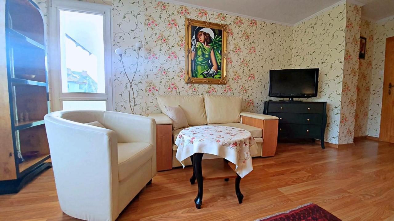Pensjonat Nostalgia Kołobrzeg Exterior foto